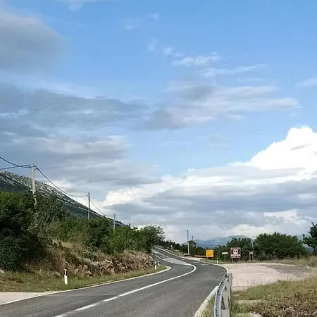 Licanka 公寓 Muskovci